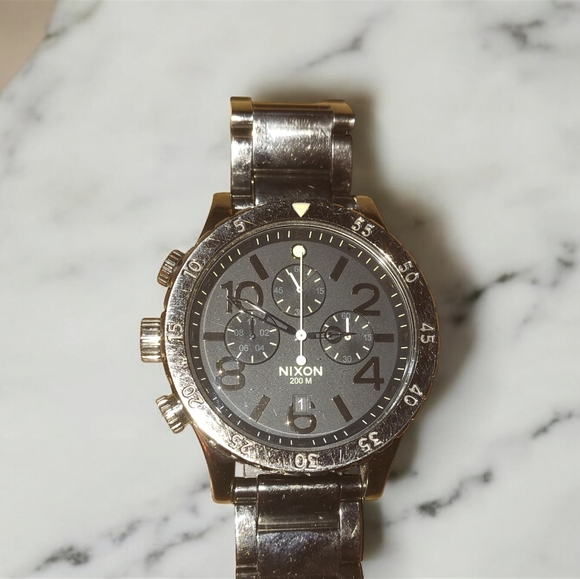 Nixon Keep It Fresh Divers Watch - Picture 2 of 4